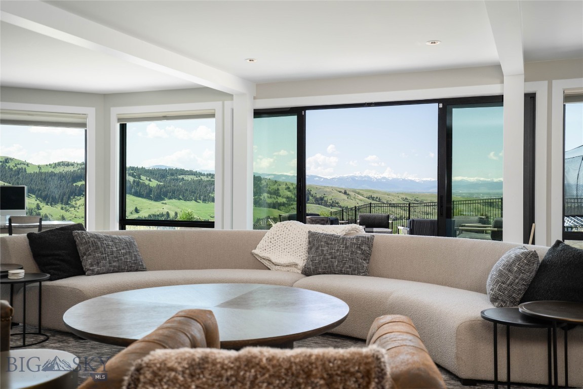 354 Brass Lantern Court