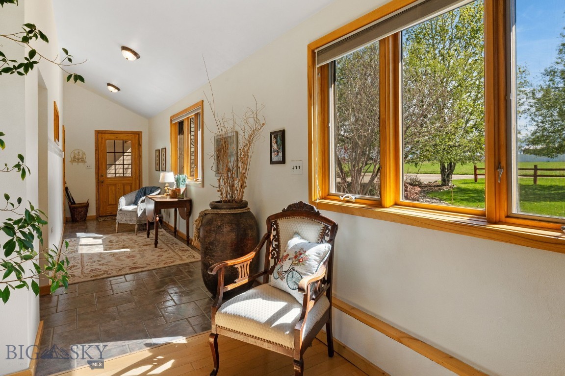 530 West Hulbert Road