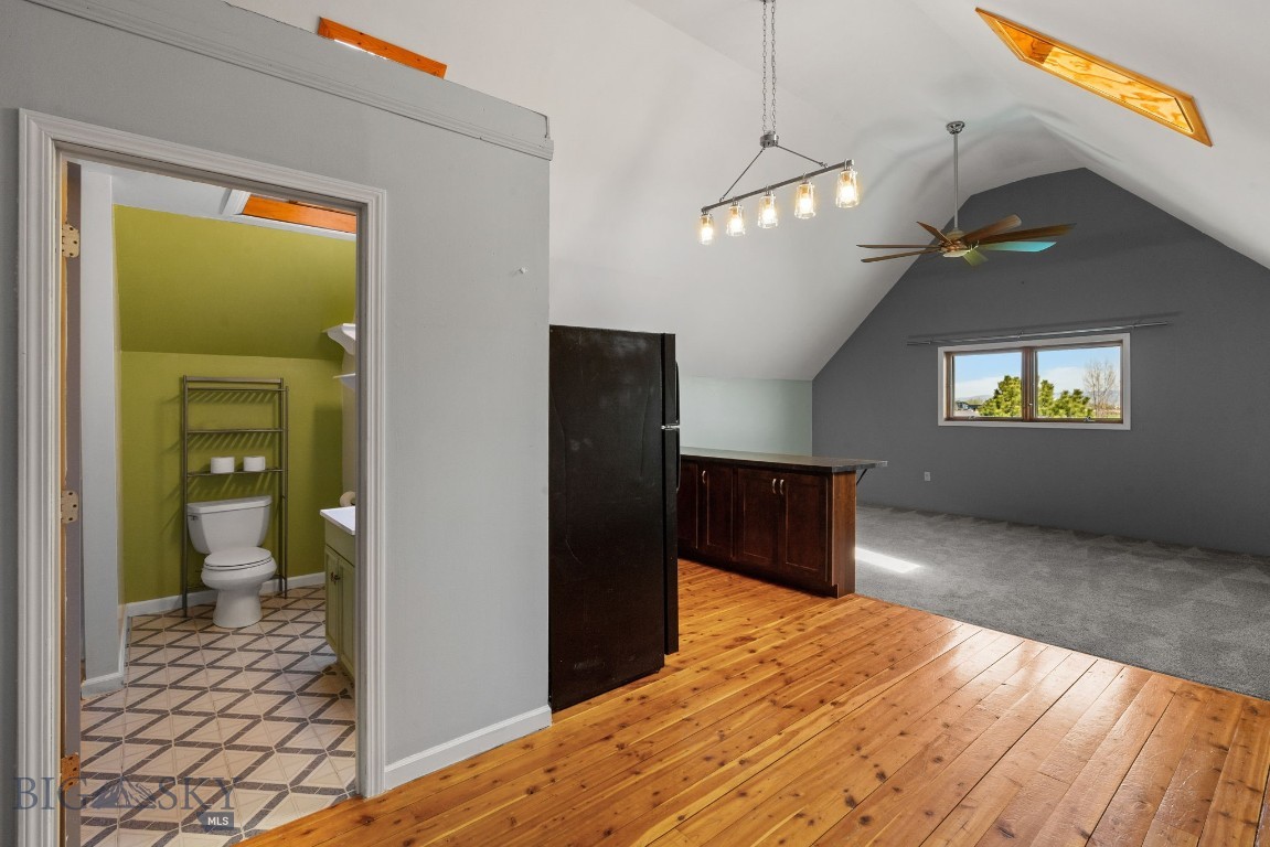 530 West Hulbert Road