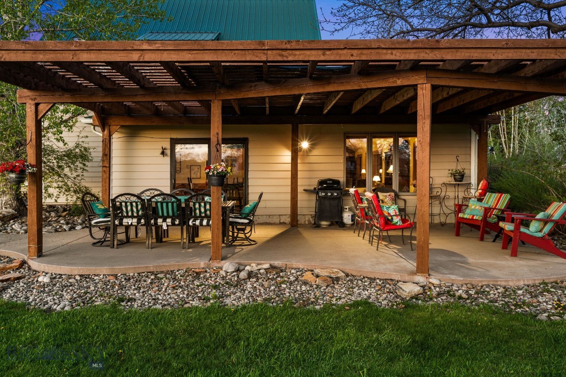 530 West Hulbert Road