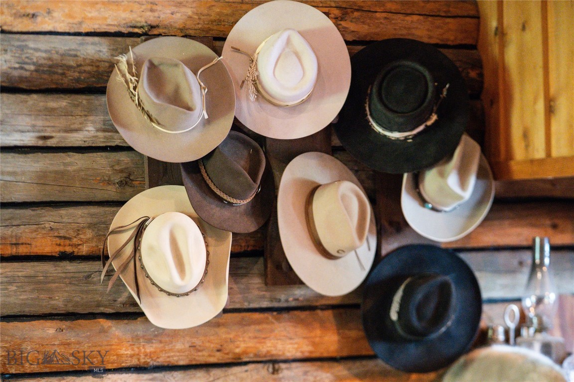 13011 Cottonwood Canyon Road