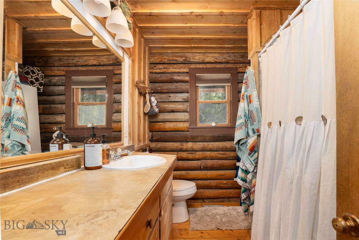 13011 Cottonwood Canyon Road