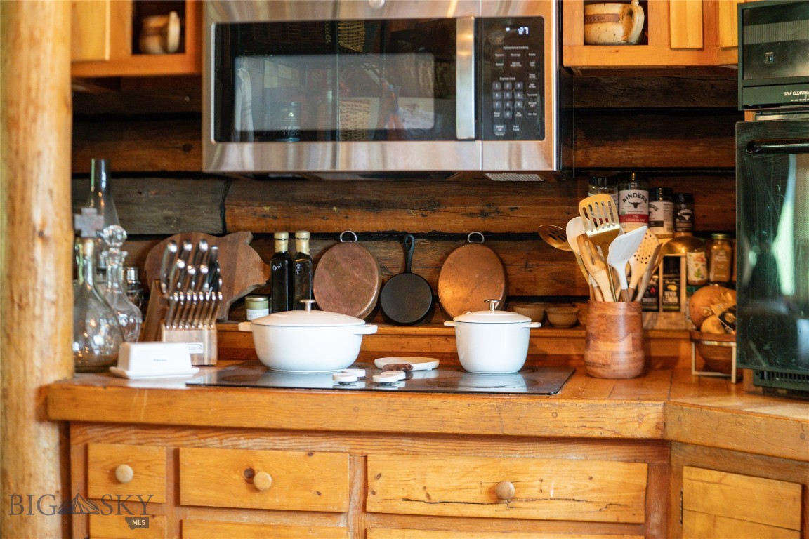 13011 Cottonwood Canyon Road