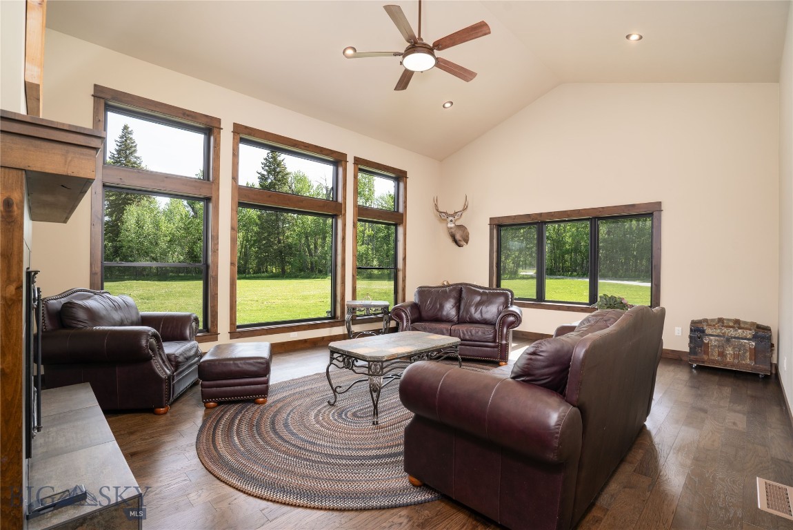 13011 Cottonwood Canyon Road