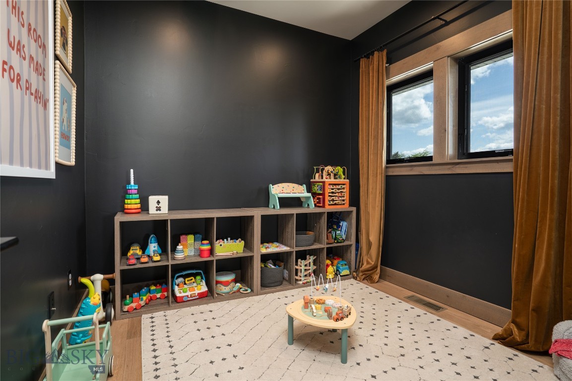 1055 Caddie Court