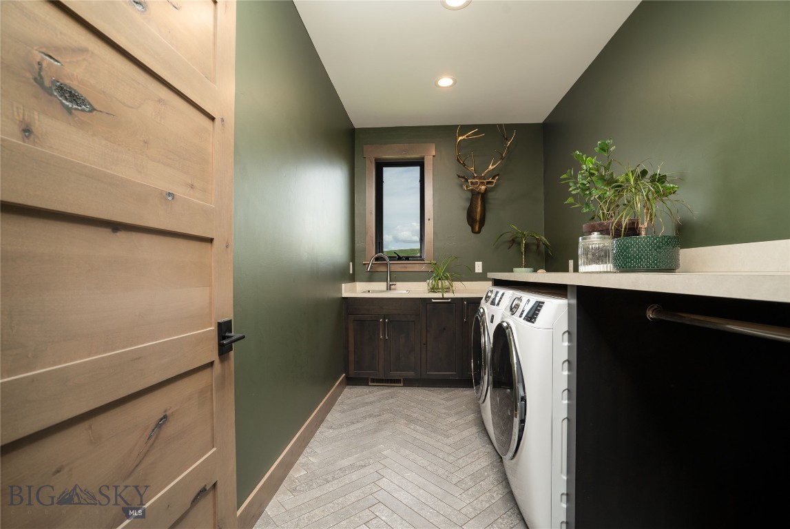 1055 Caddie Court