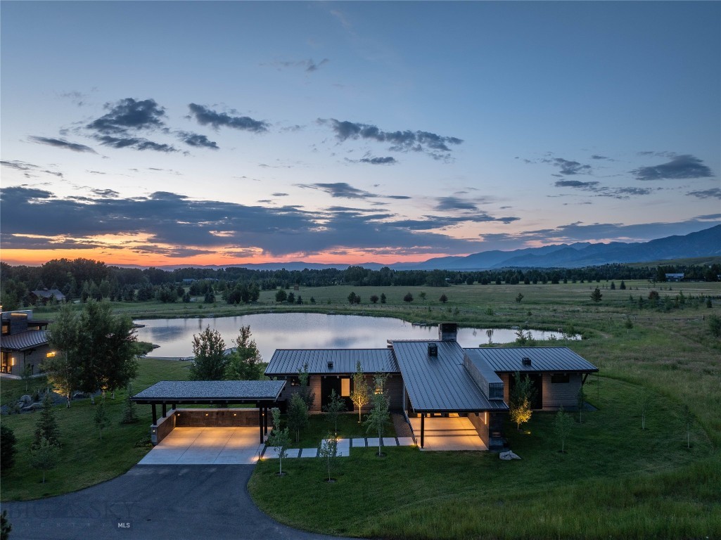 240 Horsetail Road