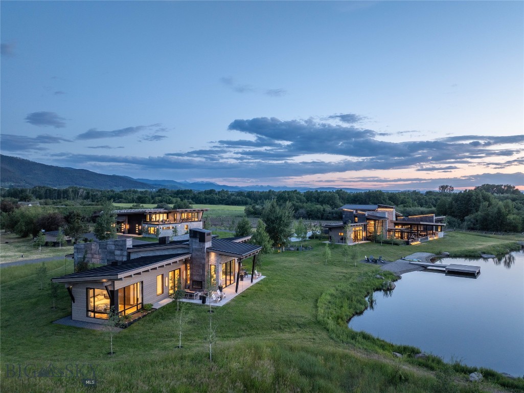 240 Horsetail Road