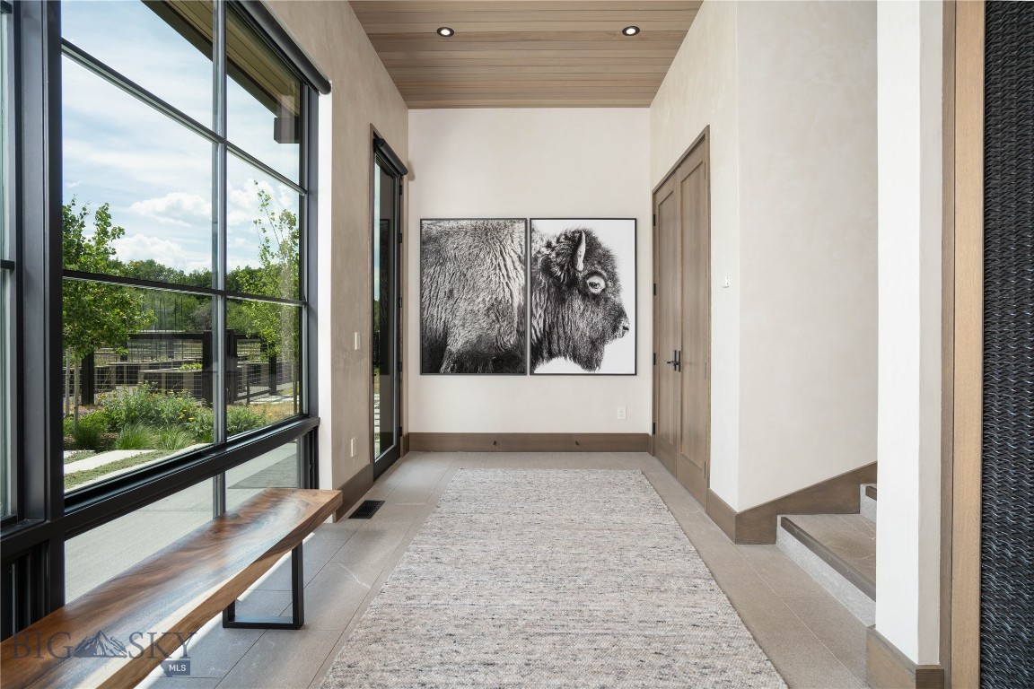 240 Horsetail Road