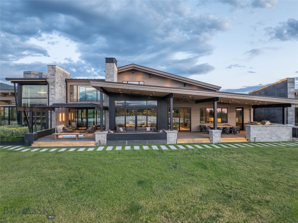 240 Horsetail Road