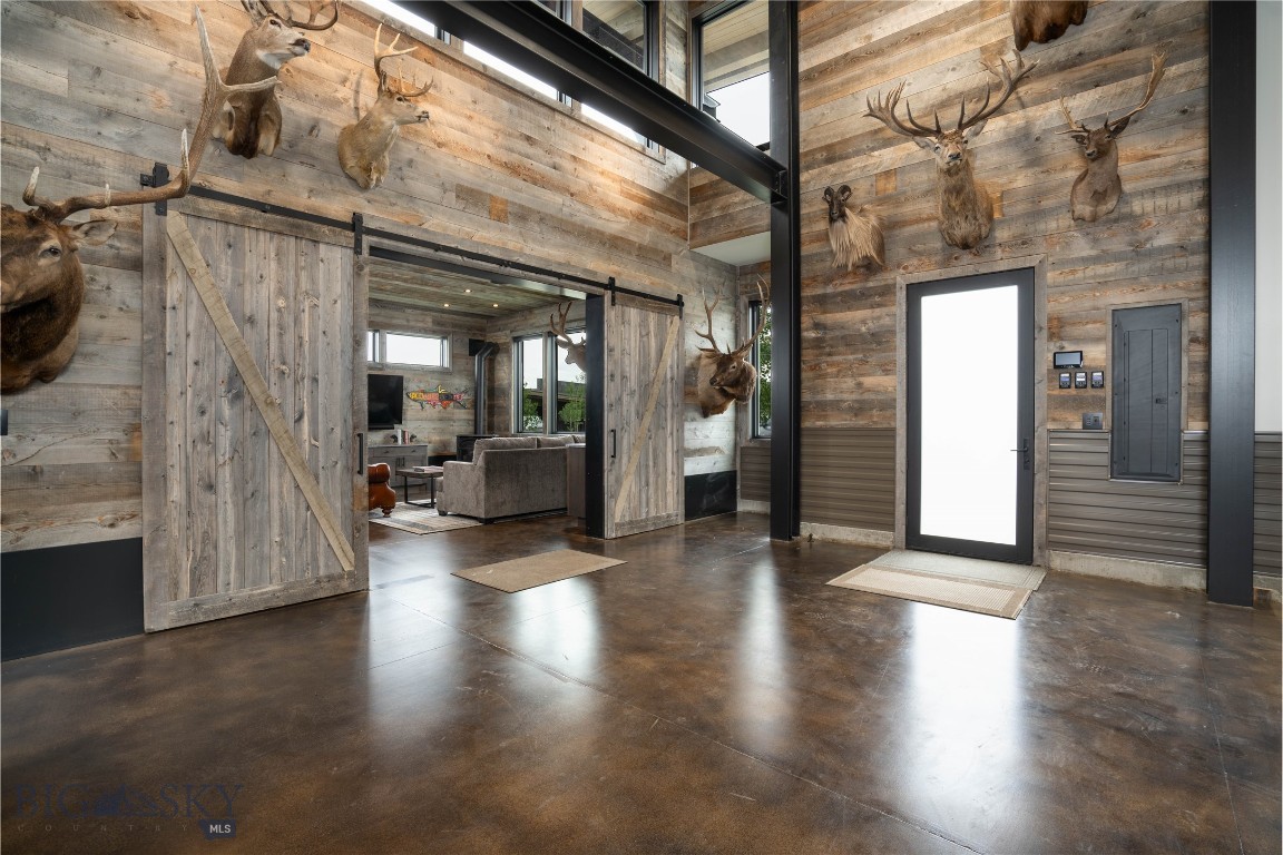 240 Horsetail Road