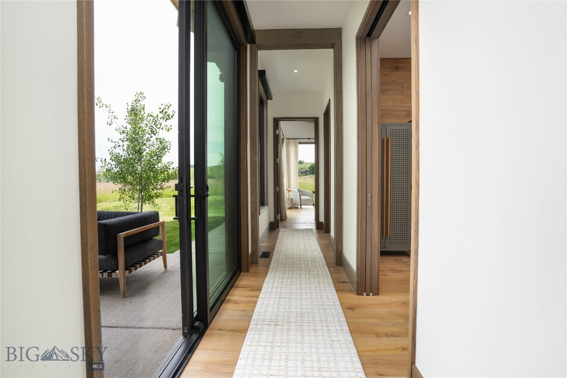 240 Horsetail Road