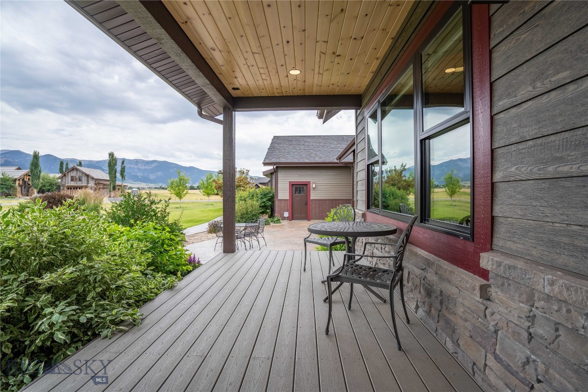 359 Prairie Glen Way