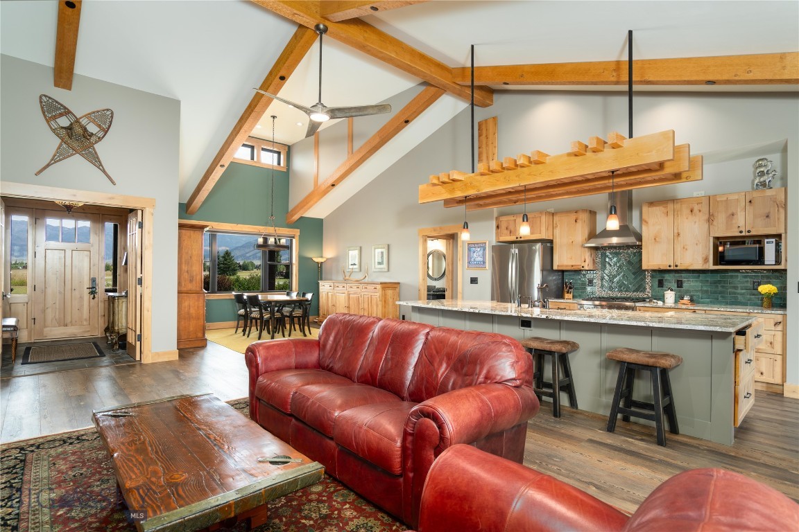 359 Prairie Glen Way