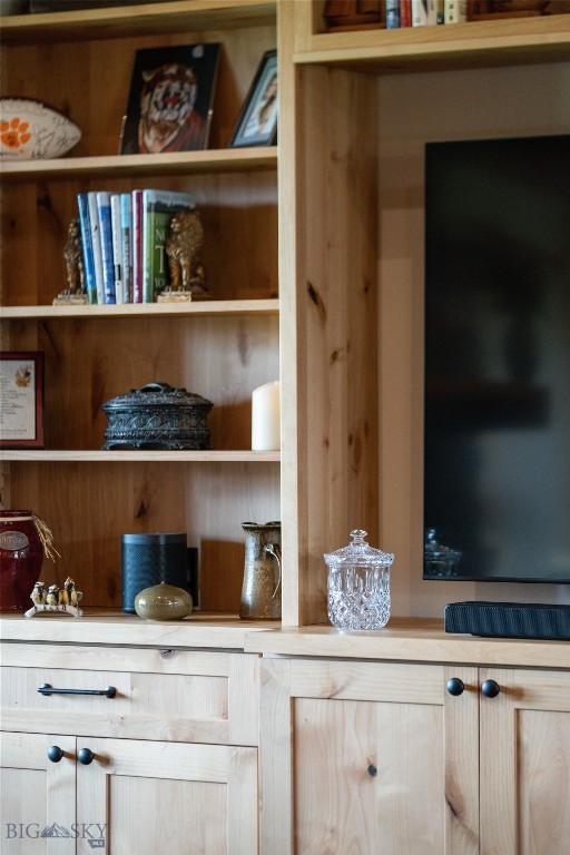 359 Prairie Glen Way