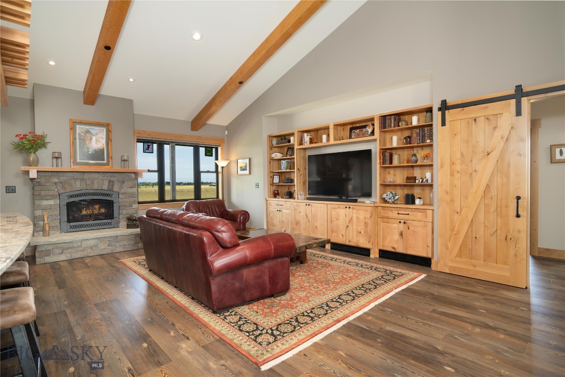 359 Prairie Glen Way