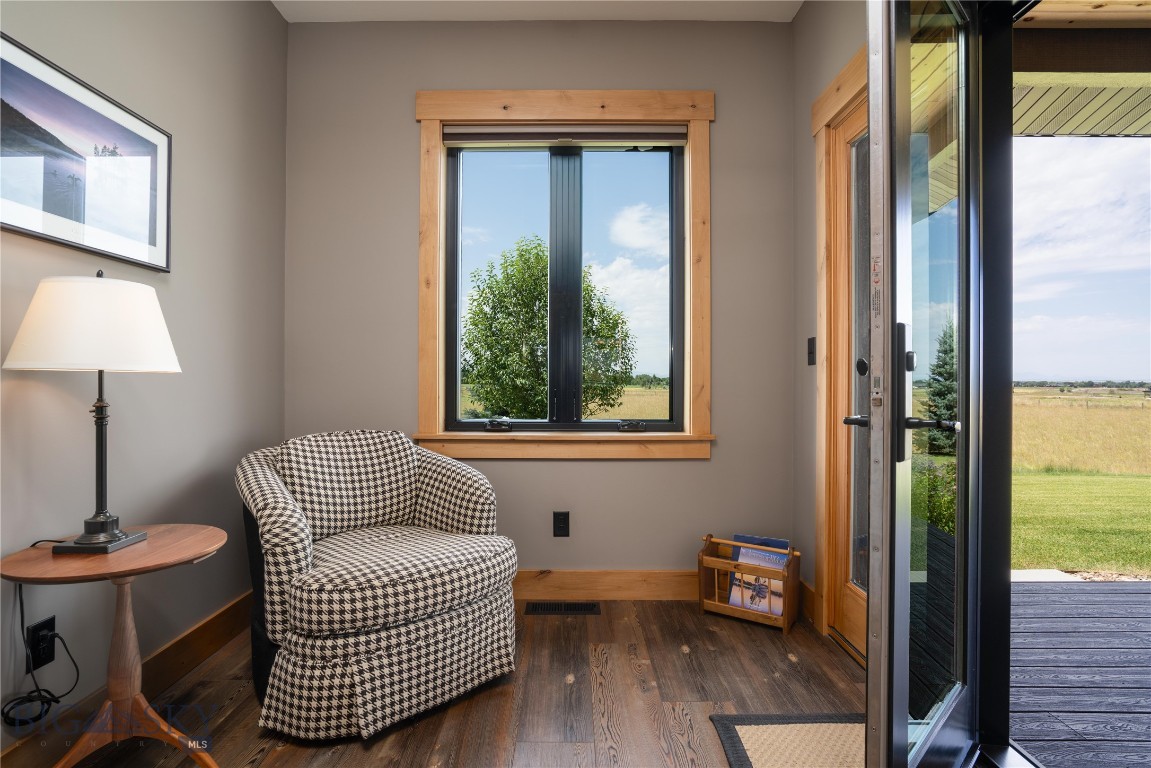 359 Prairie Glen Way