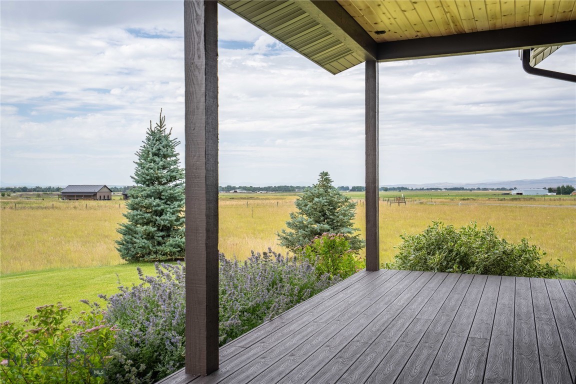 359 Prairie Glen Way