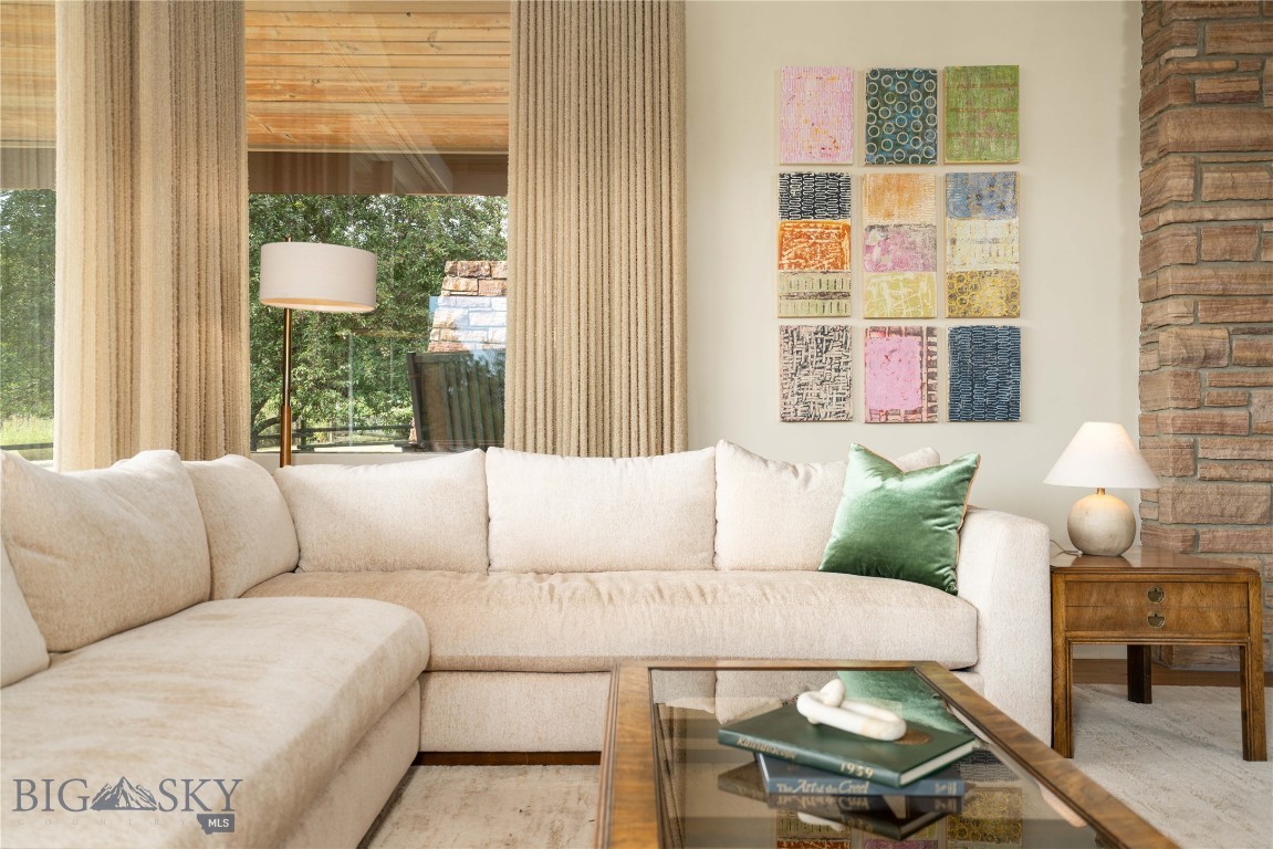 2516 Spring Creek Drive