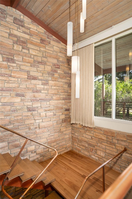 2516 Spring Creek Drive