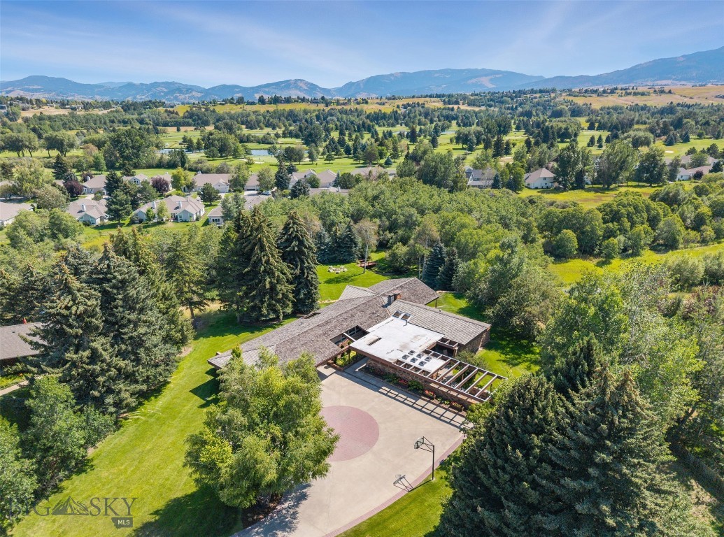 2516 Spring Creek Drive