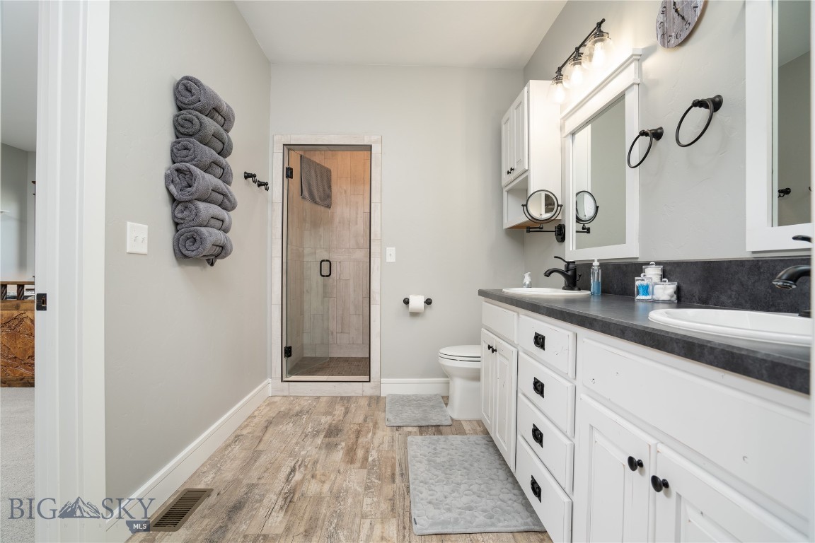 4533 Linney Road 4565 + 4501