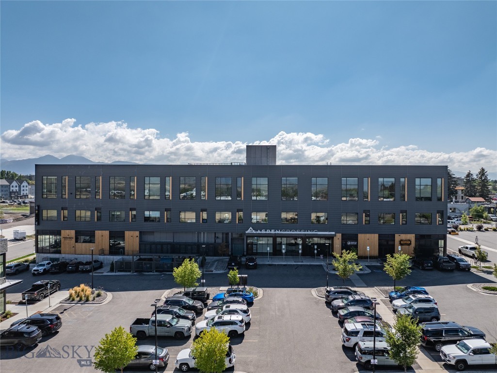 515 W Aspen 320