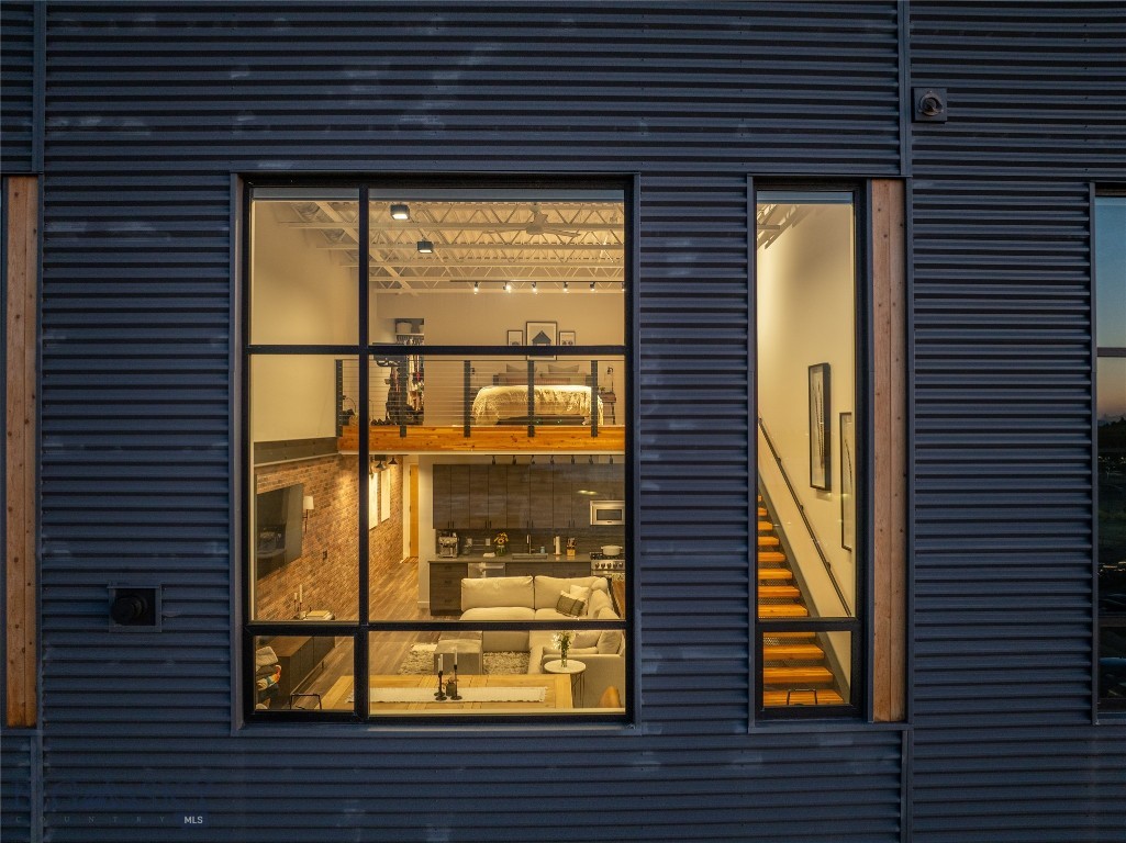 515 W Aspen 320