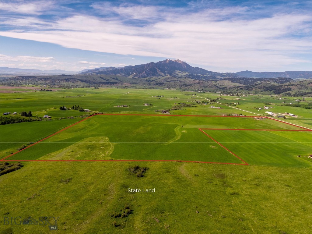 1903 Mount Ellis Lane