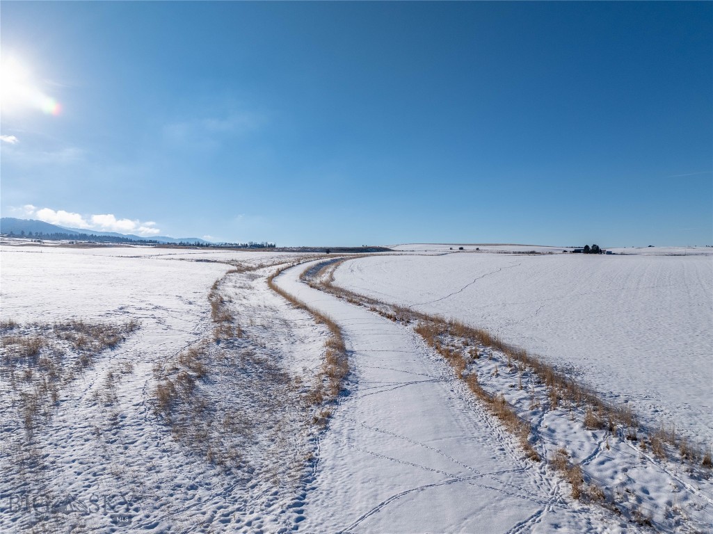 1903 Mount Ellis Lane