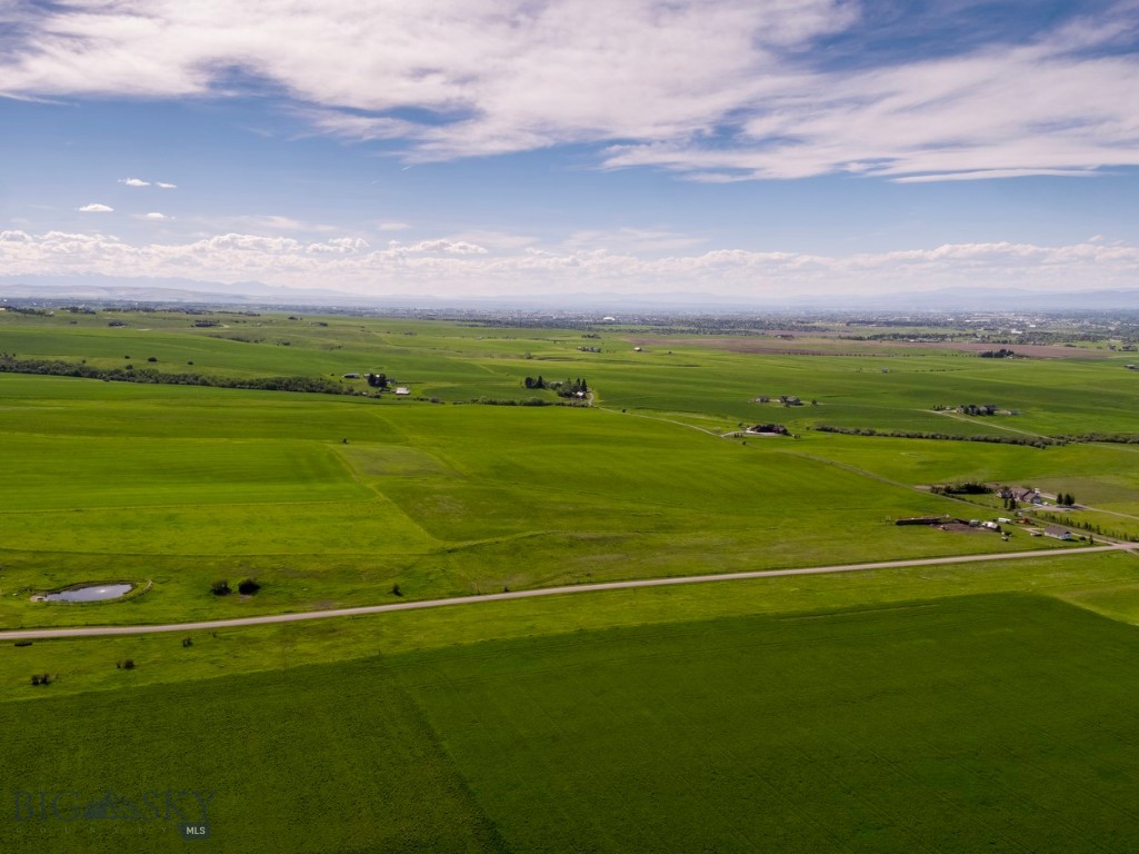 1903 Mount Ellis Lane