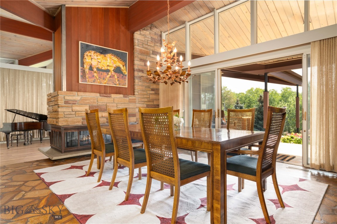 2516 Spring Creek Drive