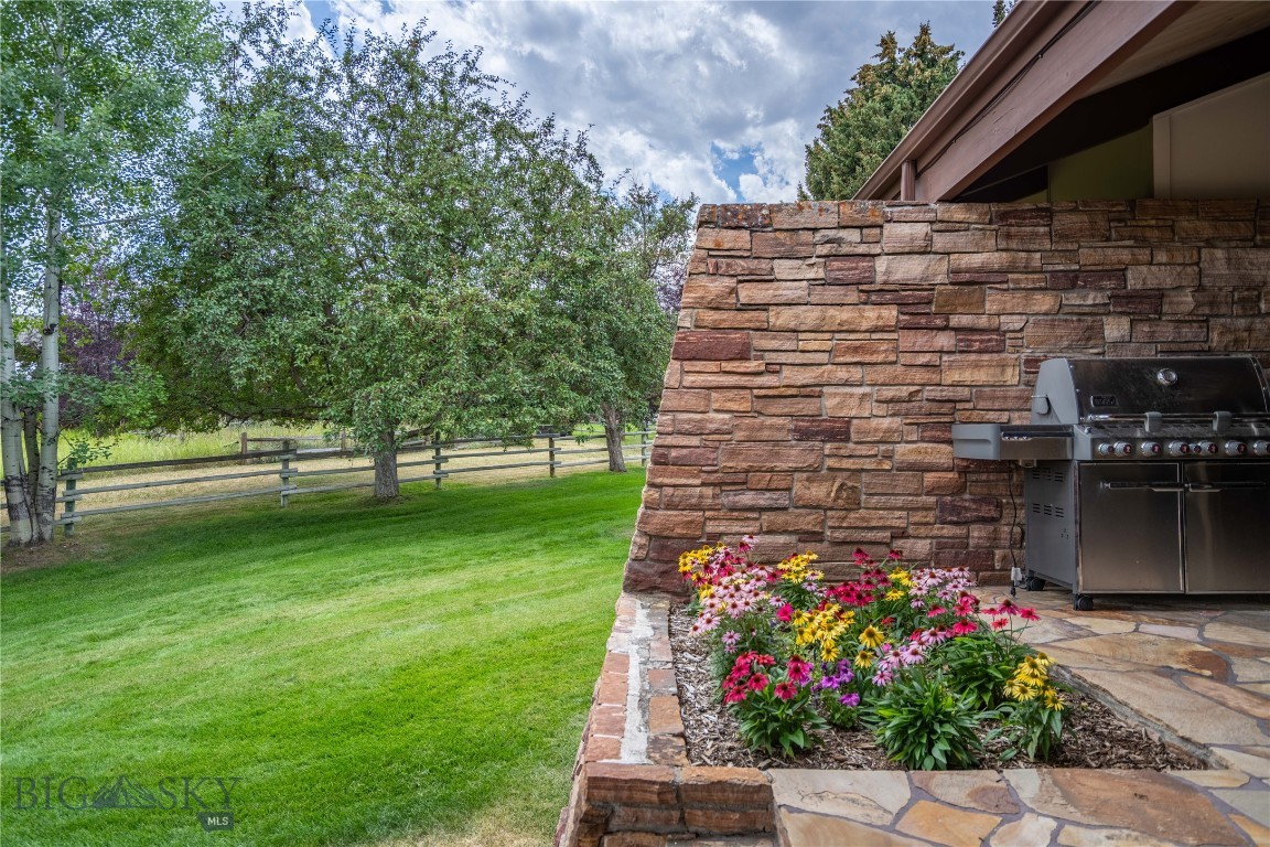 2516 Spring Creek Drive