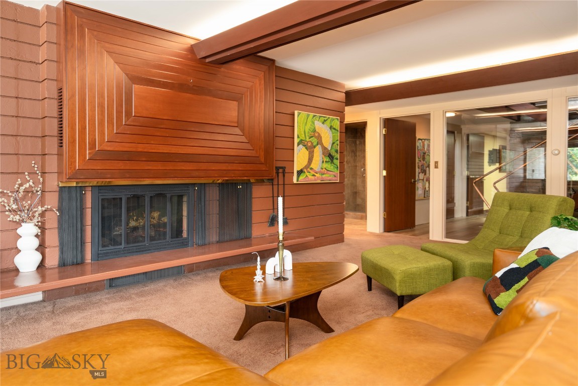 2516 Spring Creek Drive