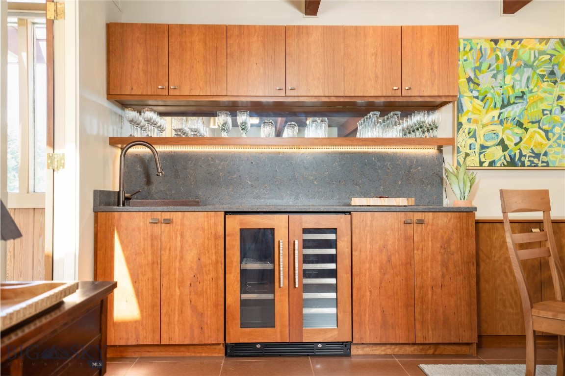 2516 Spring Creek Drive