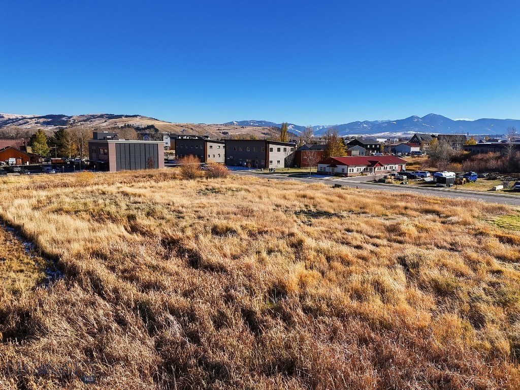 365, 369 & 375 Gallatin Park Drive