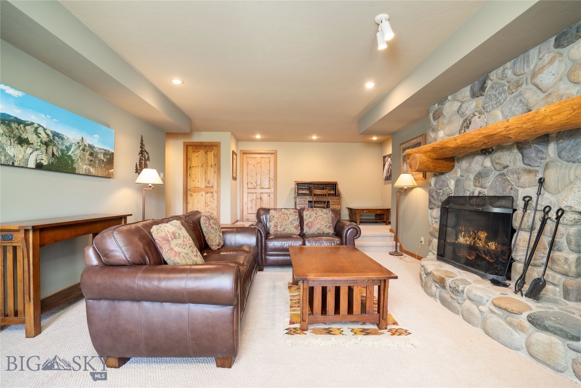 709 Limestone Road