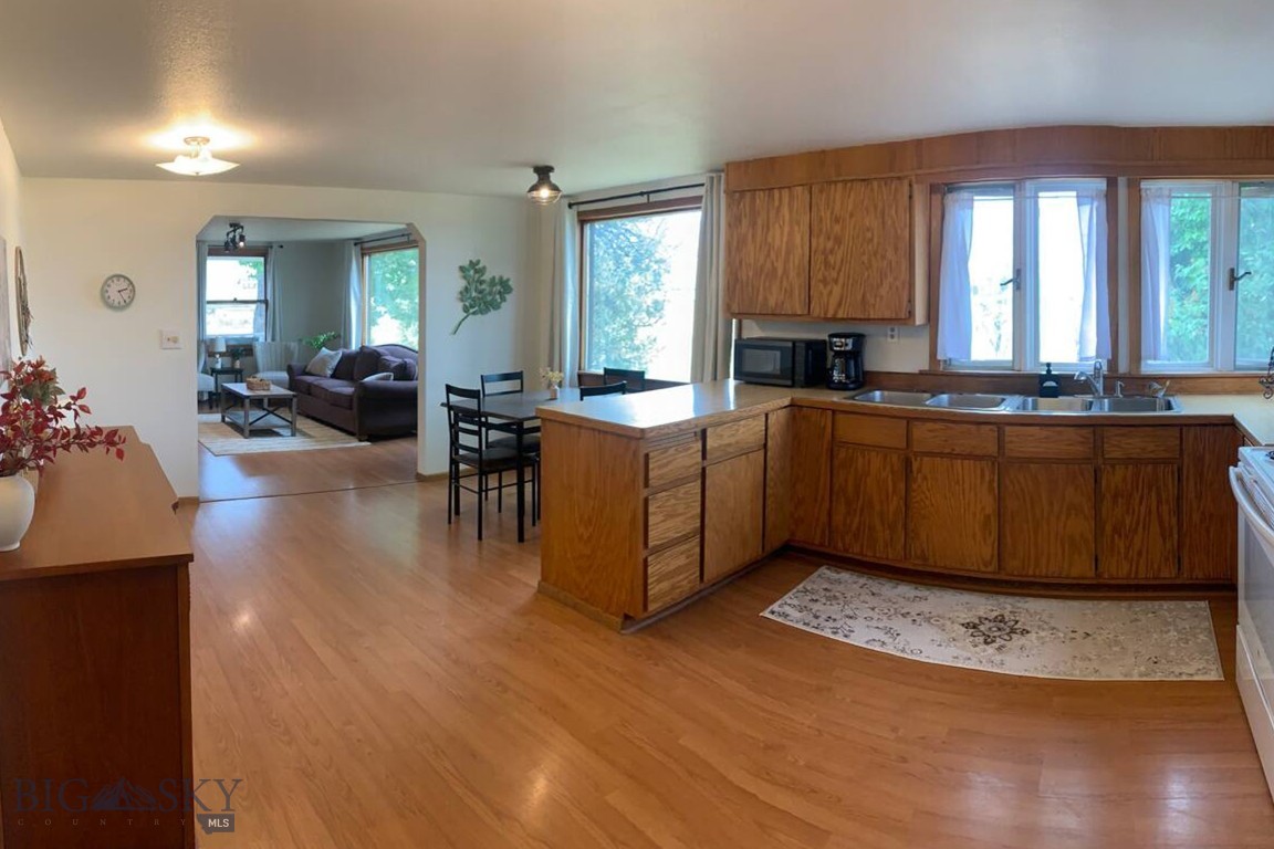 43793 Pinot Noir Loop