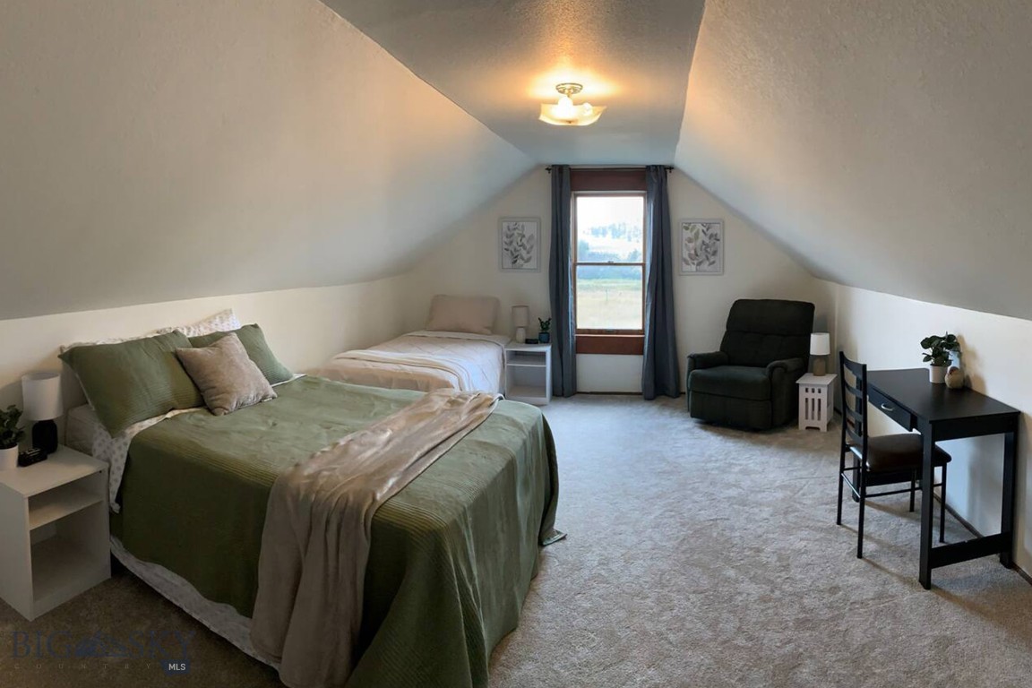 43793 Pinot Noir Loop