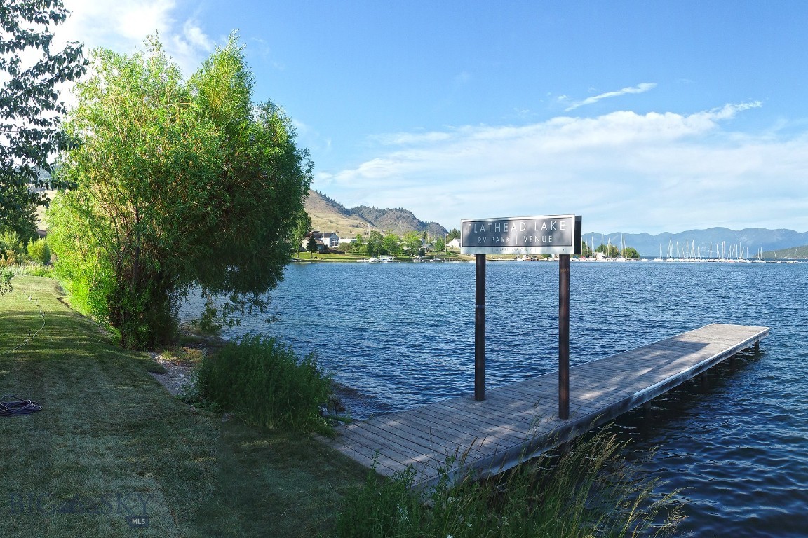 43793 Pinot Noir Loop