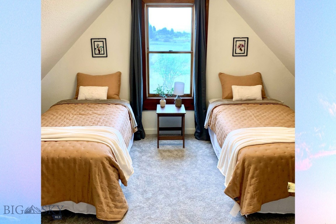 43793 Pinot Noir Loop