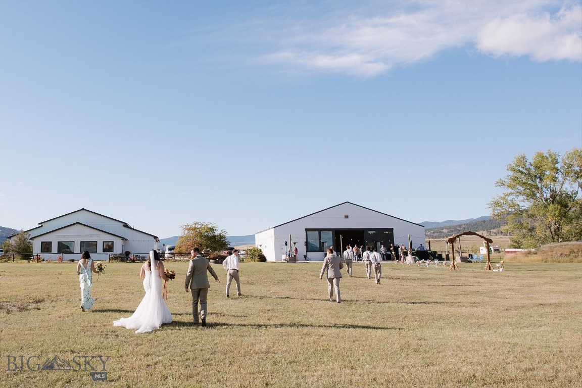 43793 Pinot Noir Loop