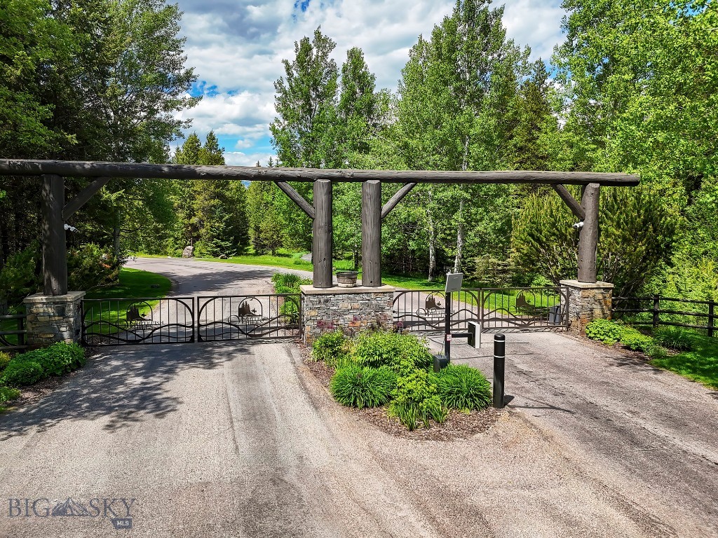 1263 Spencer Ridge Road