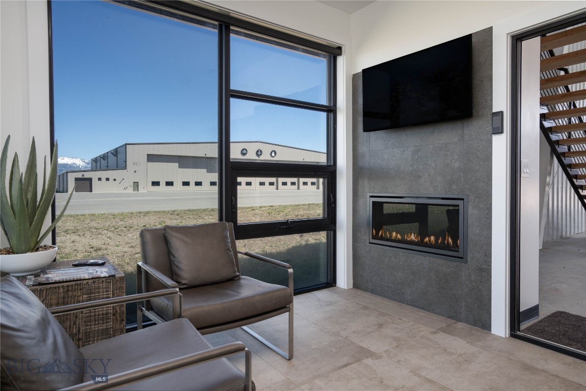 850 Gallatin Field Road Hanger SY1