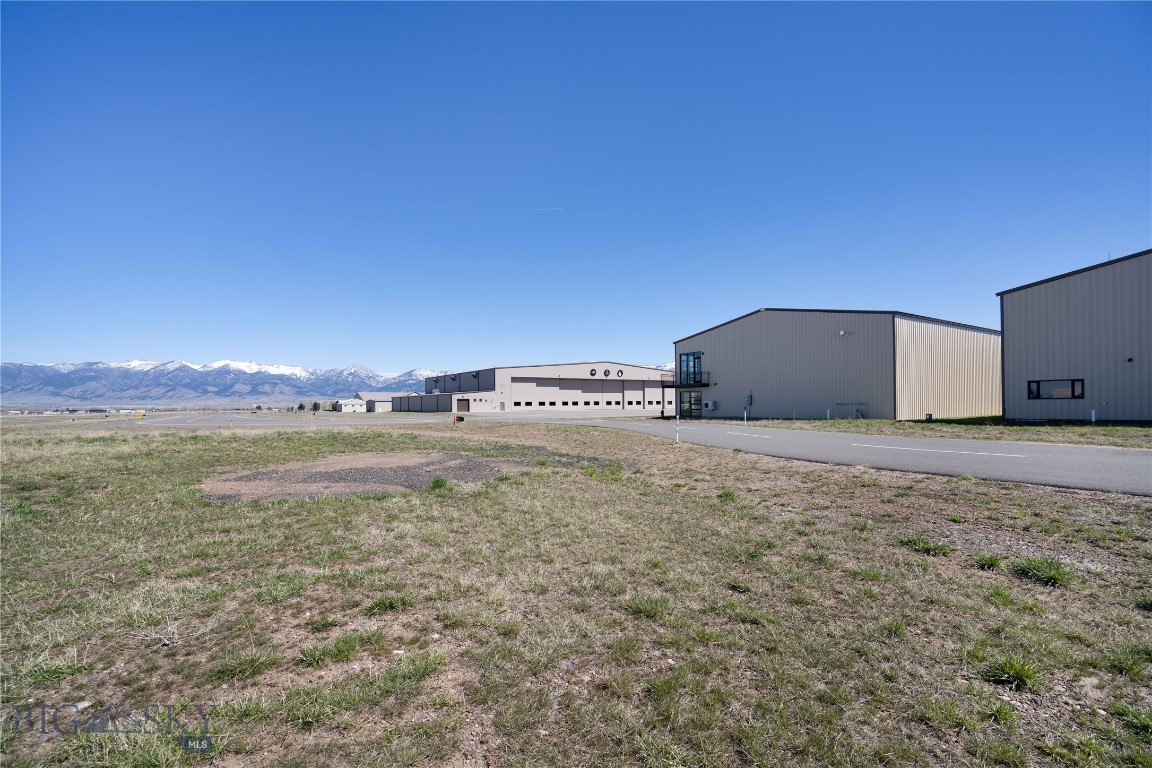 850 Gallatin Field Road Hanger SY1