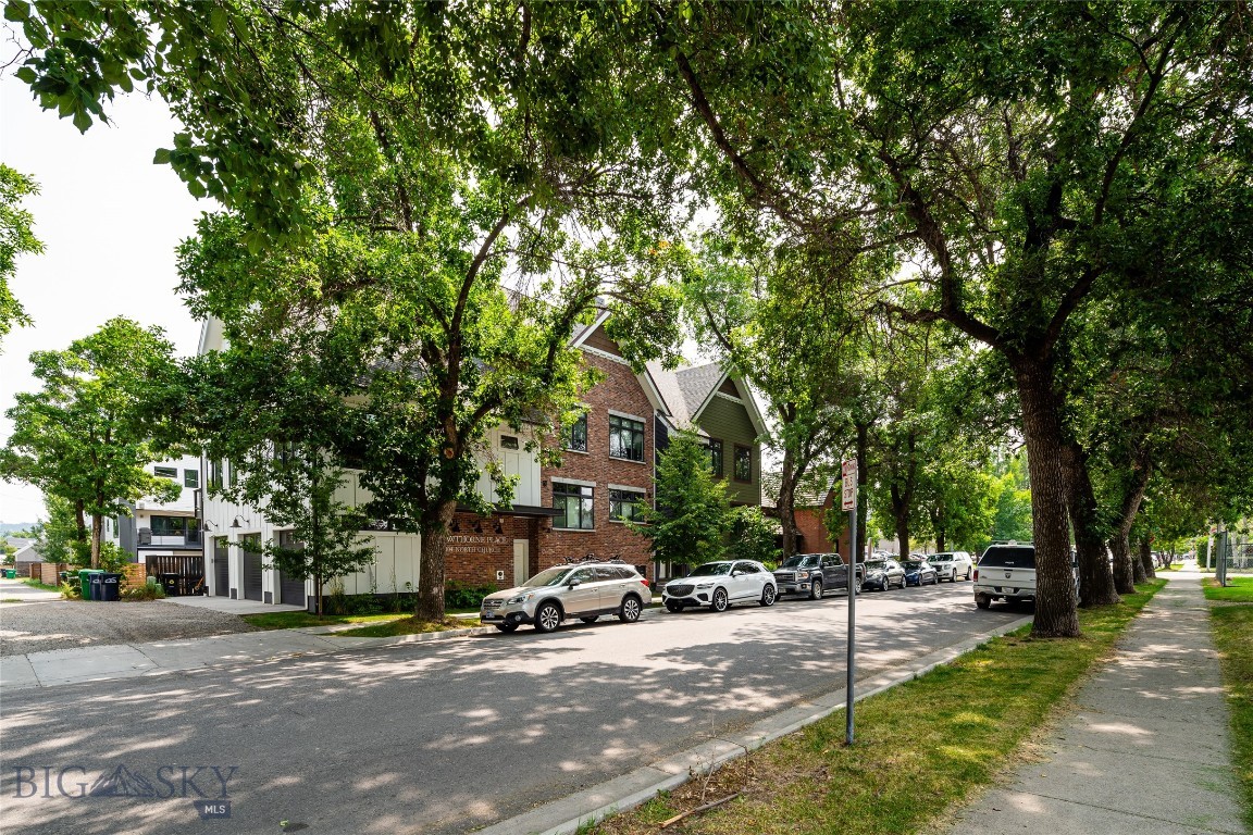 104 N Church Street N 1B