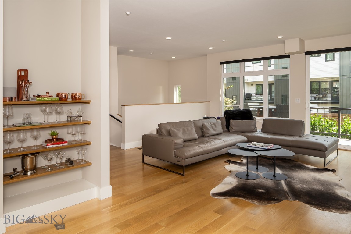 104 N Church Street N 1B