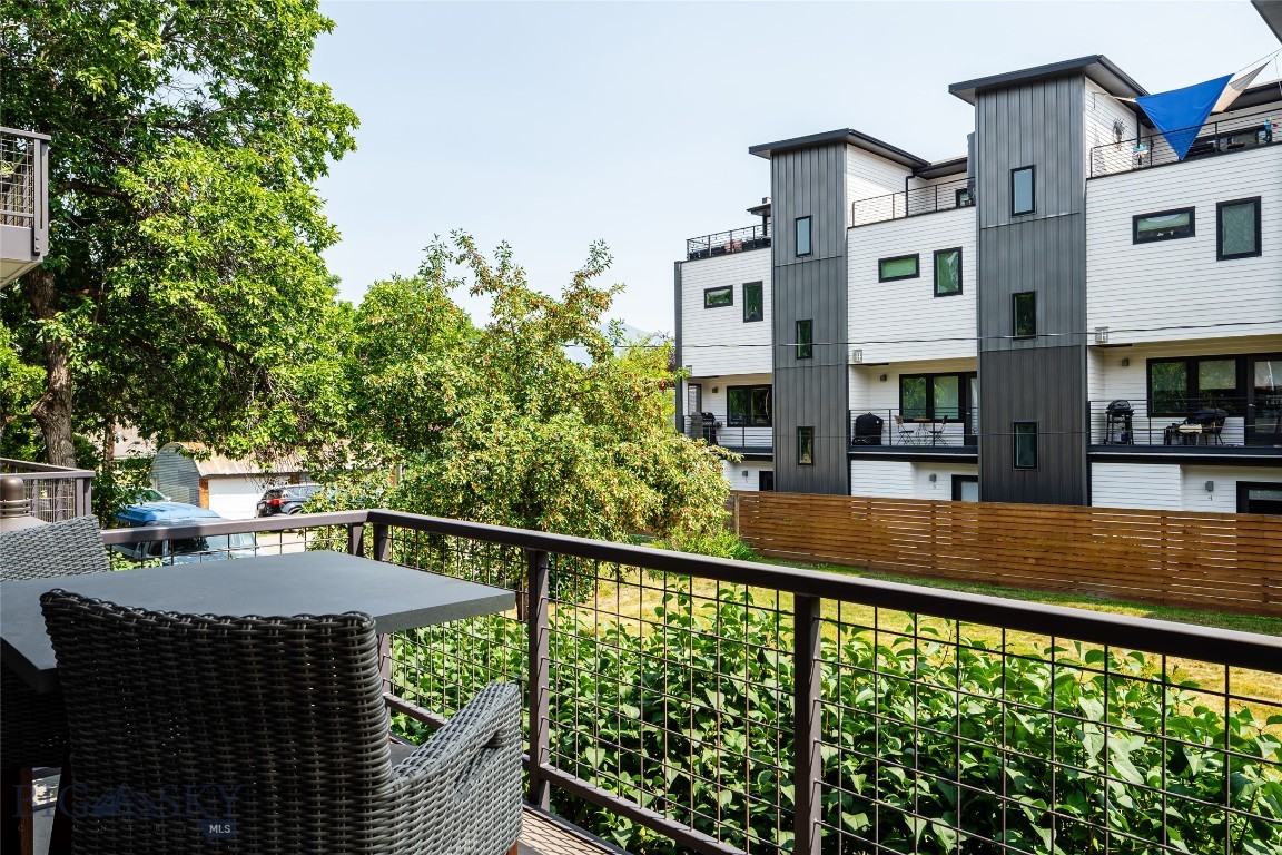 104 N Church Street N 1B