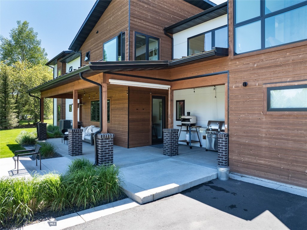 635 Stonegate Drive
