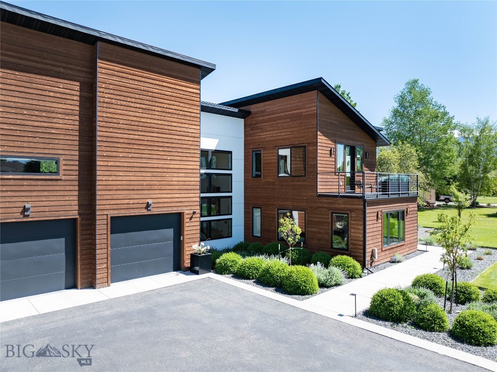635 Stonegate Drive